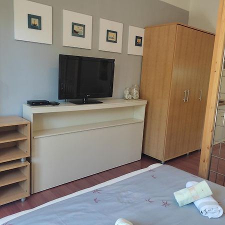 Apartmani Deleut 诺维·维诺多尔斯基 外观 照片